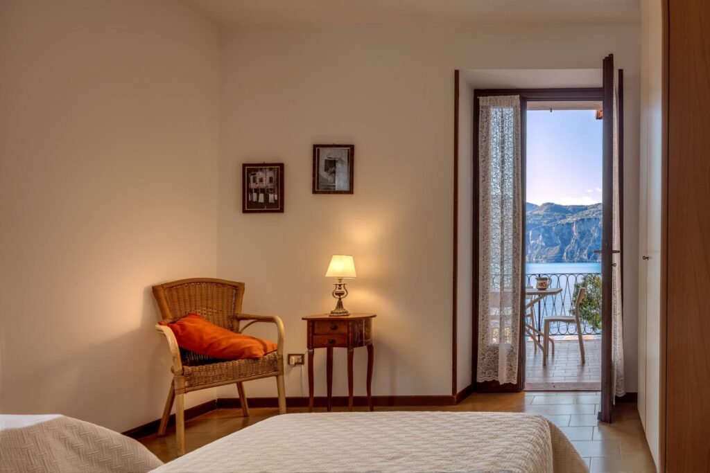 Appartamento A – Appartamenti Priori Malcesine_1