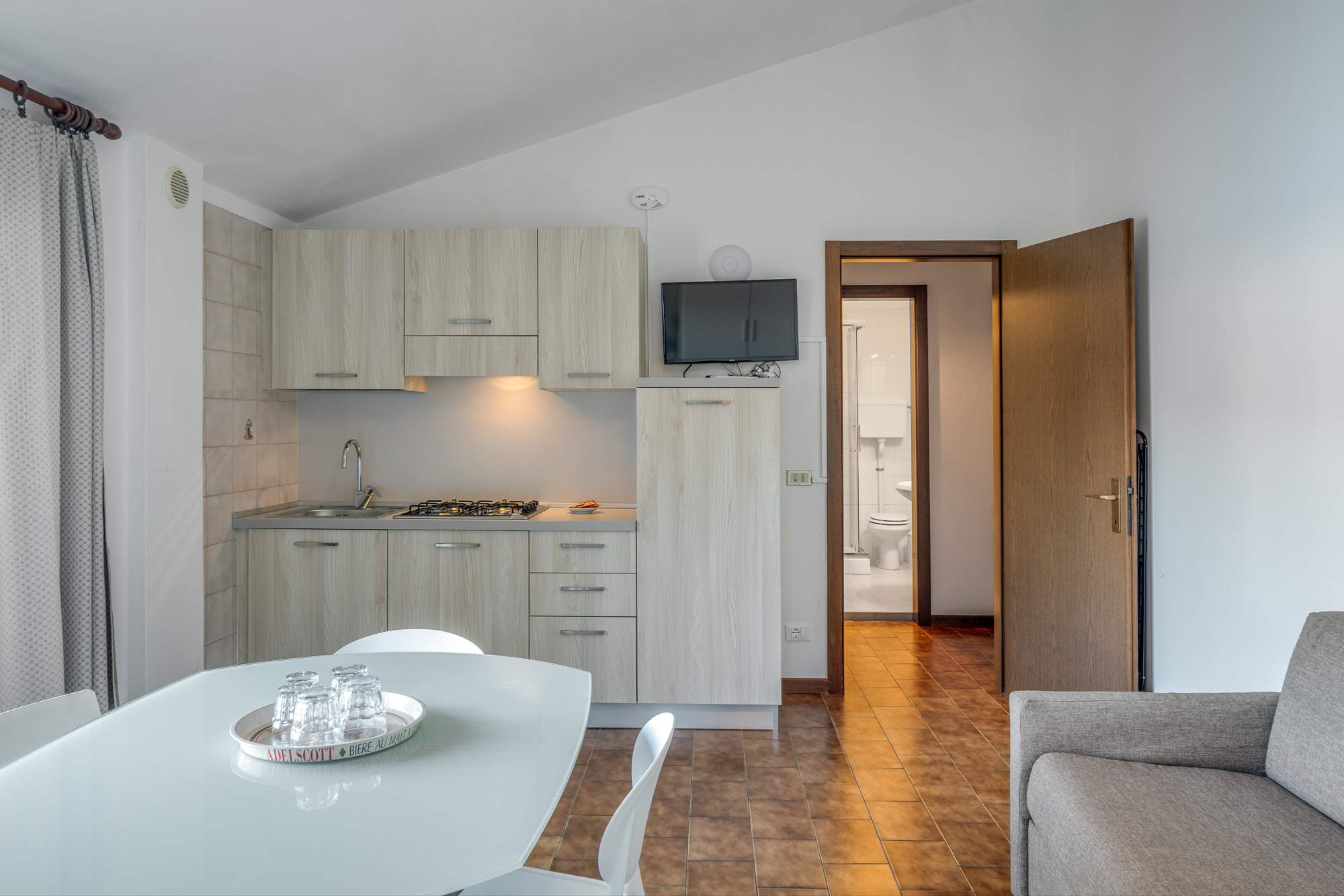 Appartamento D – Appartamenti Priori Malcesine_2